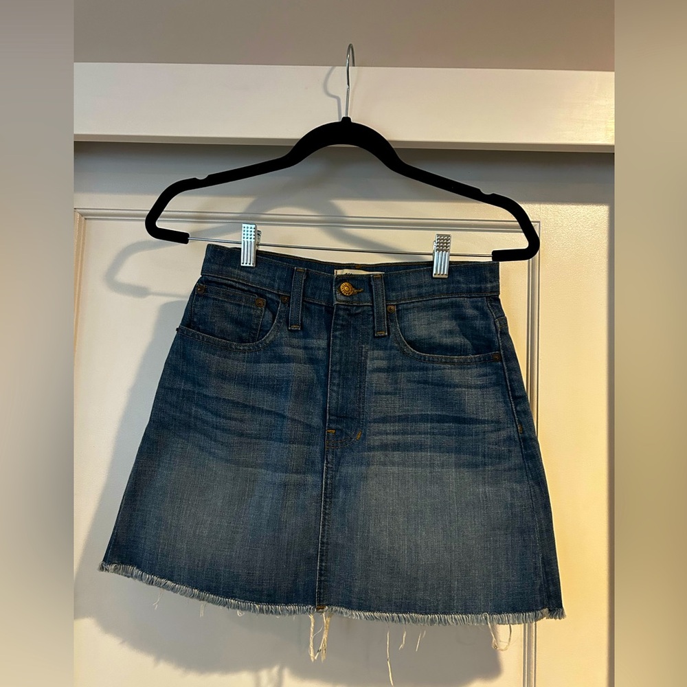 💙 Madewell Denim A-line Mini Skirt in Size 24